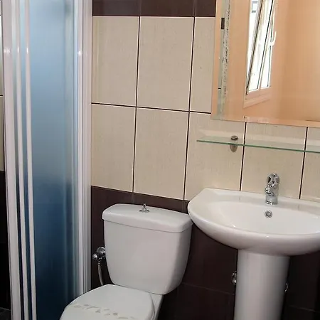 Varkoula Nyaraló Lixúri